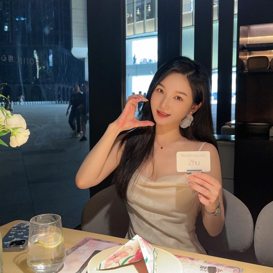 羊咩咩♡⃝ ◡̈⋆