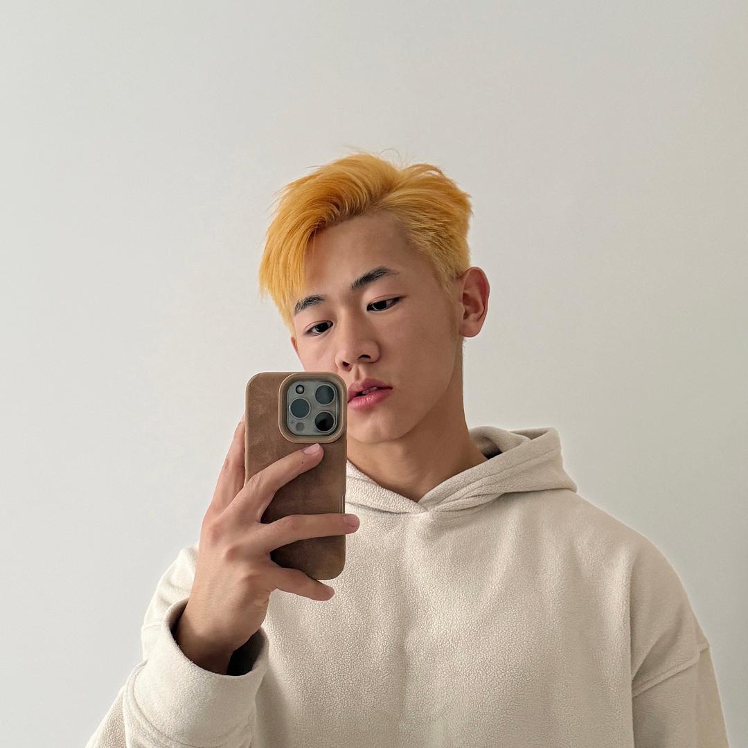 何鑫同学