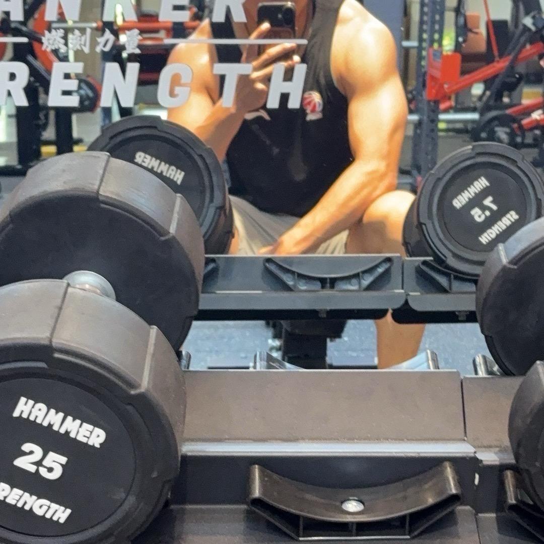 满山猴子我腚最红&