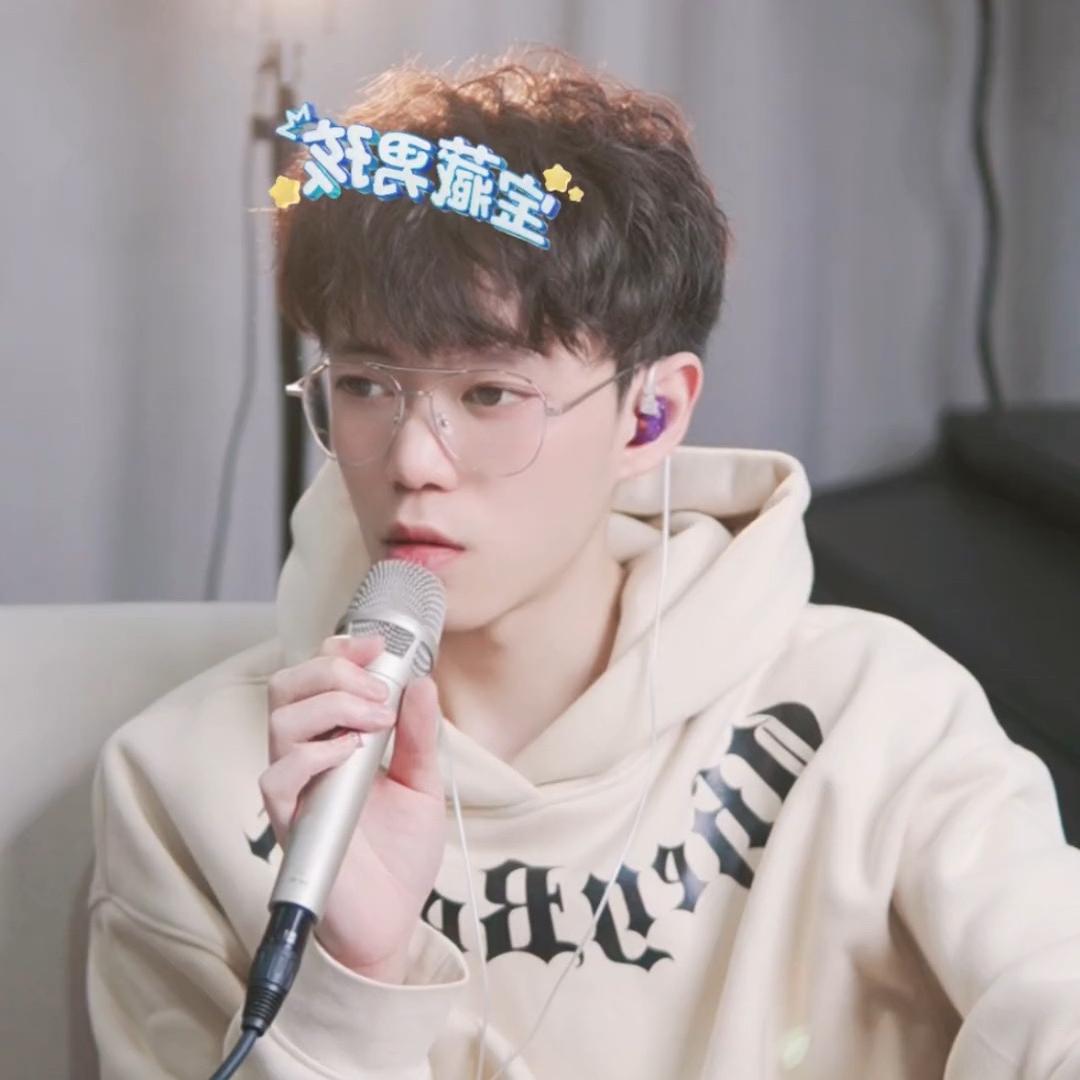 皓七🏖️（老板不老）