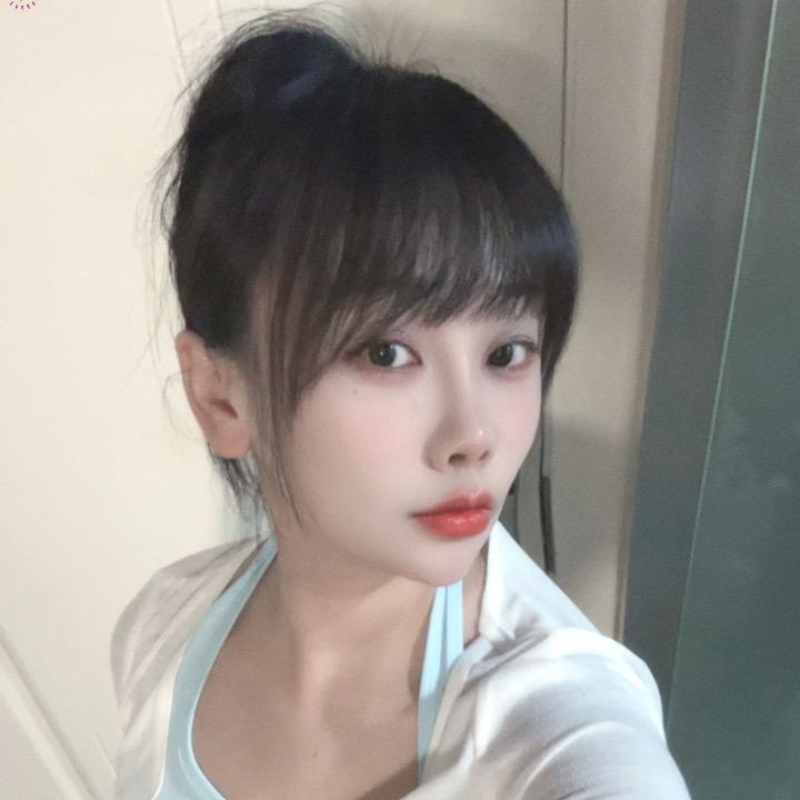 &张莉   ☜
