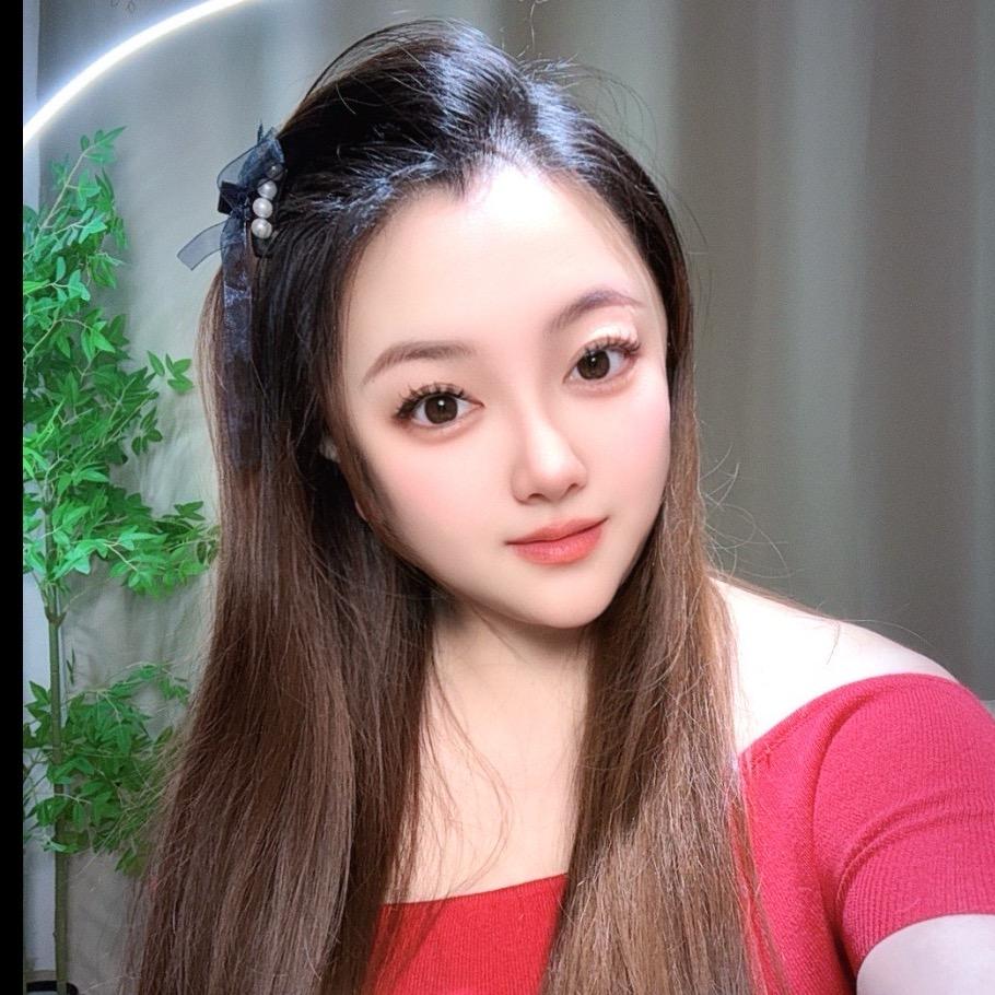 上上芊☘️