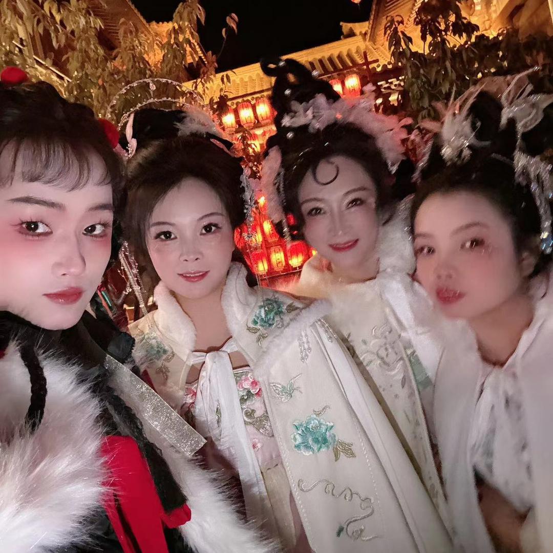 真真女装