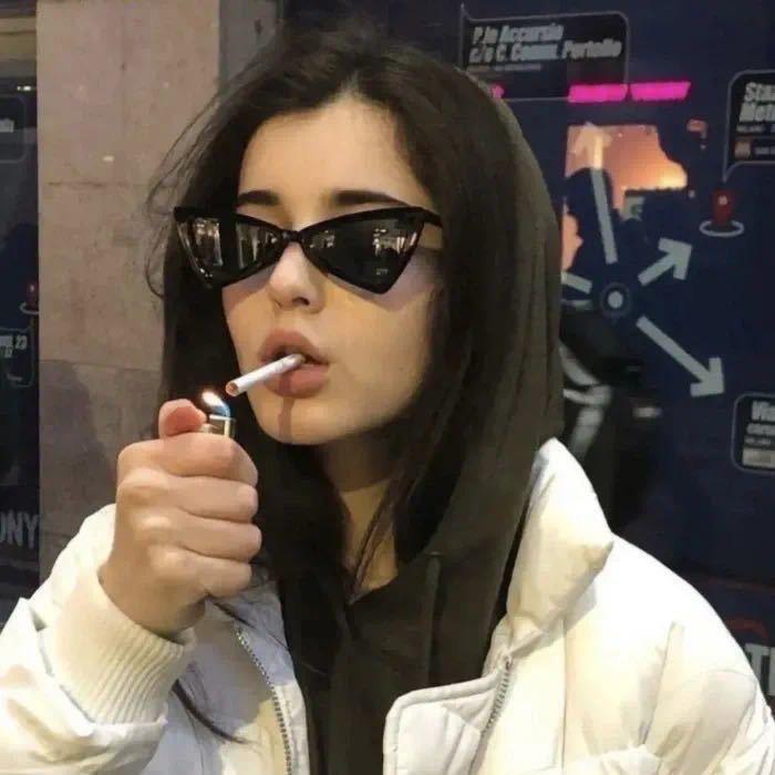 -没头脑和不高兴.