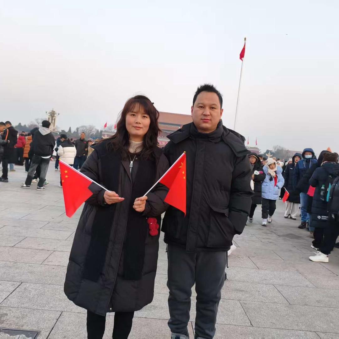 老李夫妇