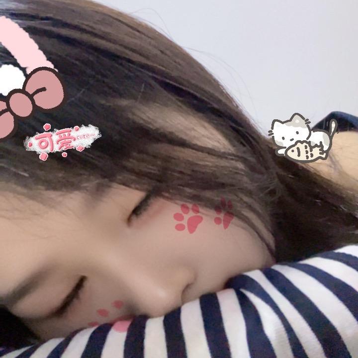 明明不明所以