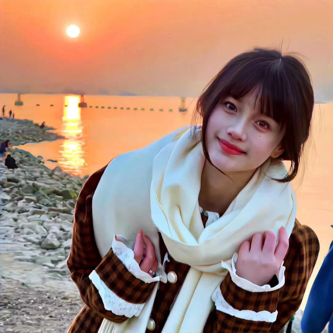 𝓢𝓾𝓷𝓯𝓵𝓸𝔀𝓮𝓻🌻