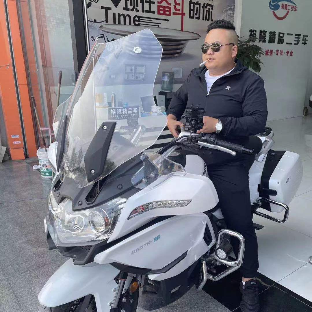 洛阳裕隆二手车