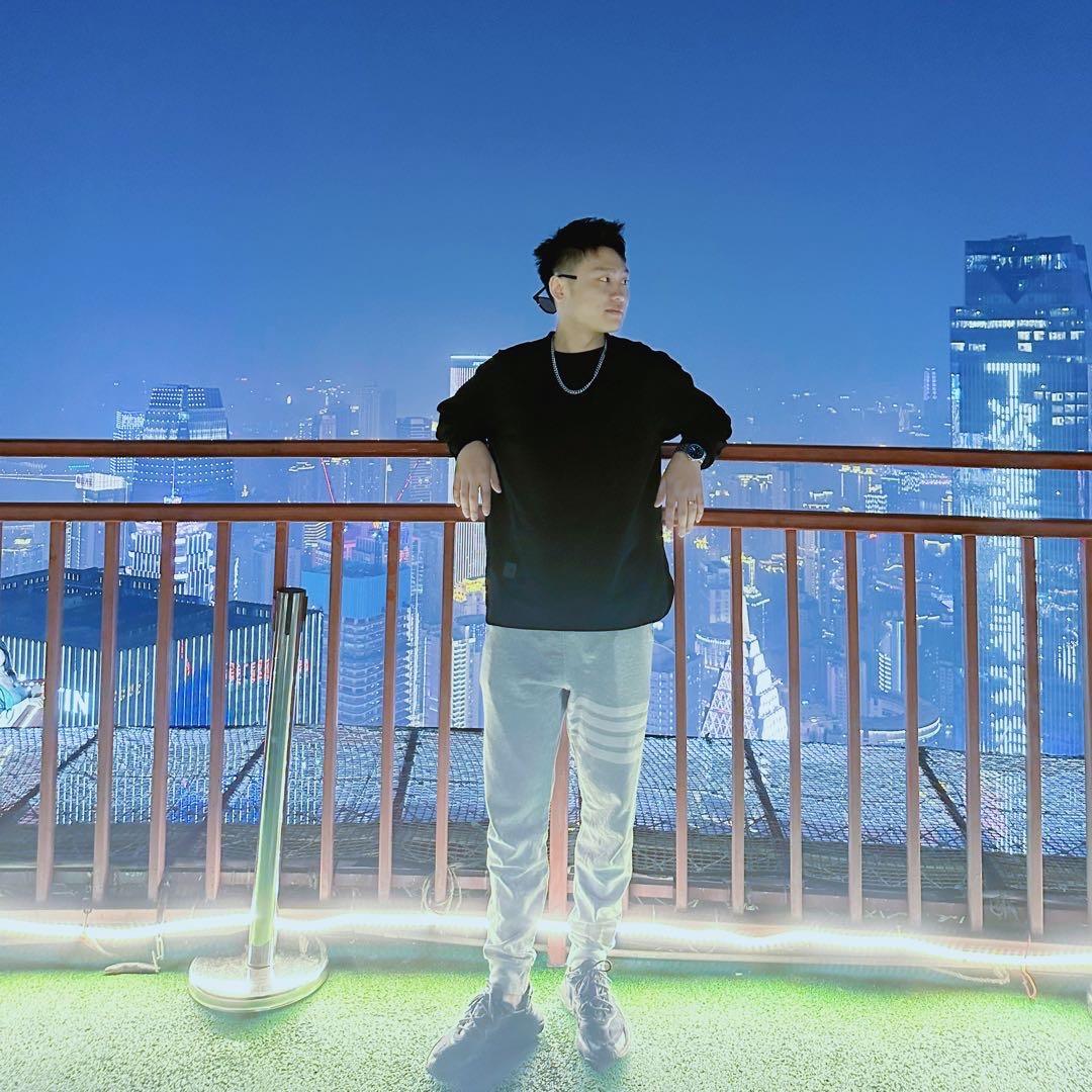李先生呐、