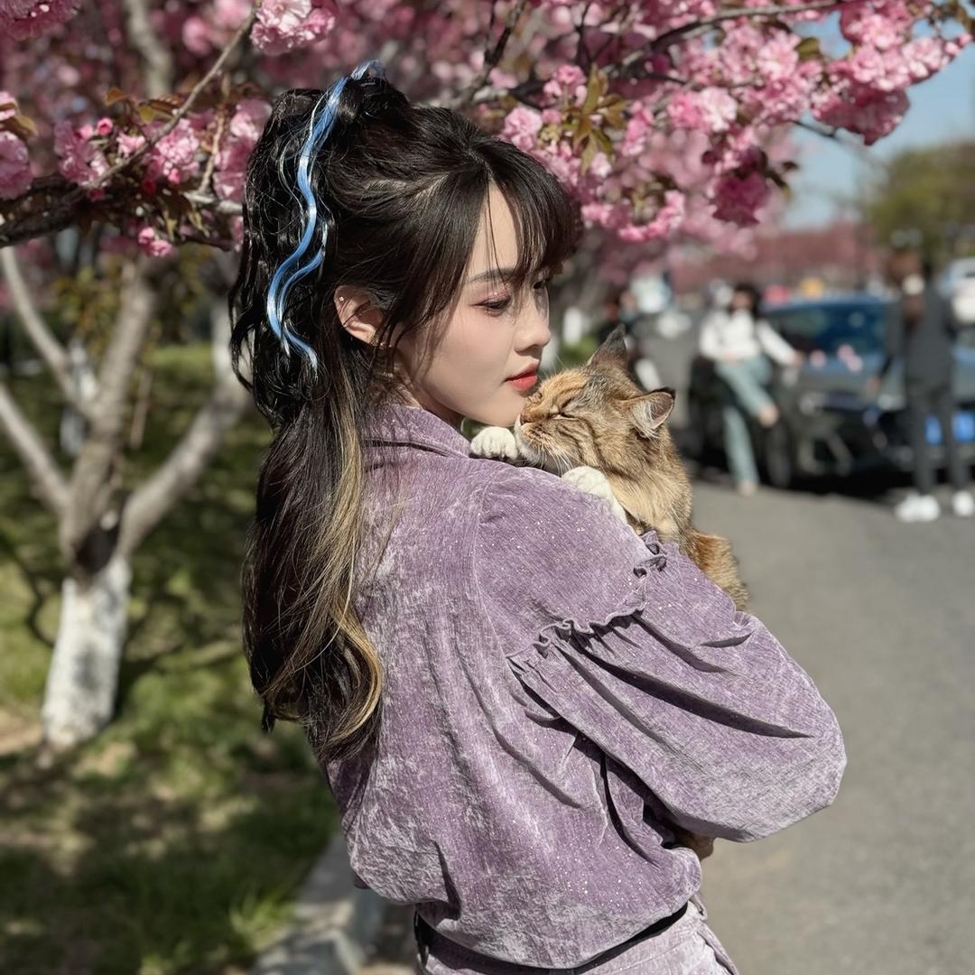 一坨萌子🥑