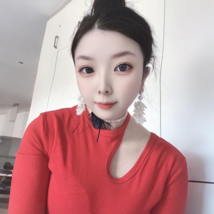 不跑调的丽丽