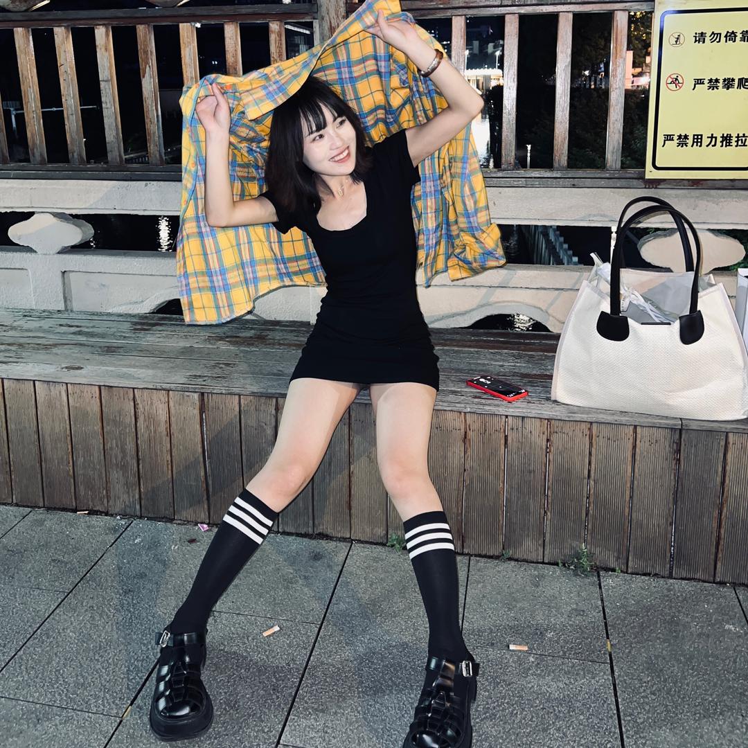 王哈哈别吃了