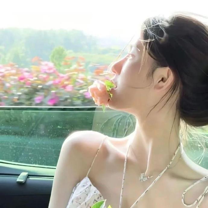 毛毛鱼女装