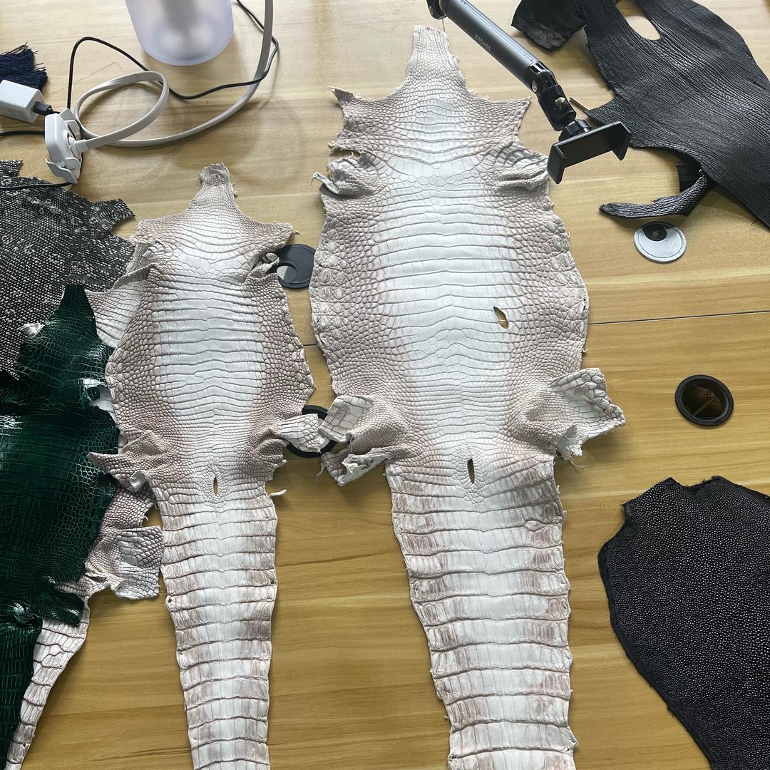 【科思睿】头层牛皮手机壳工坊