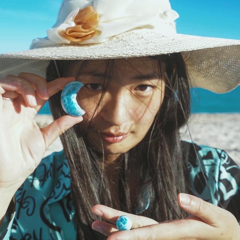 月月环球宝石