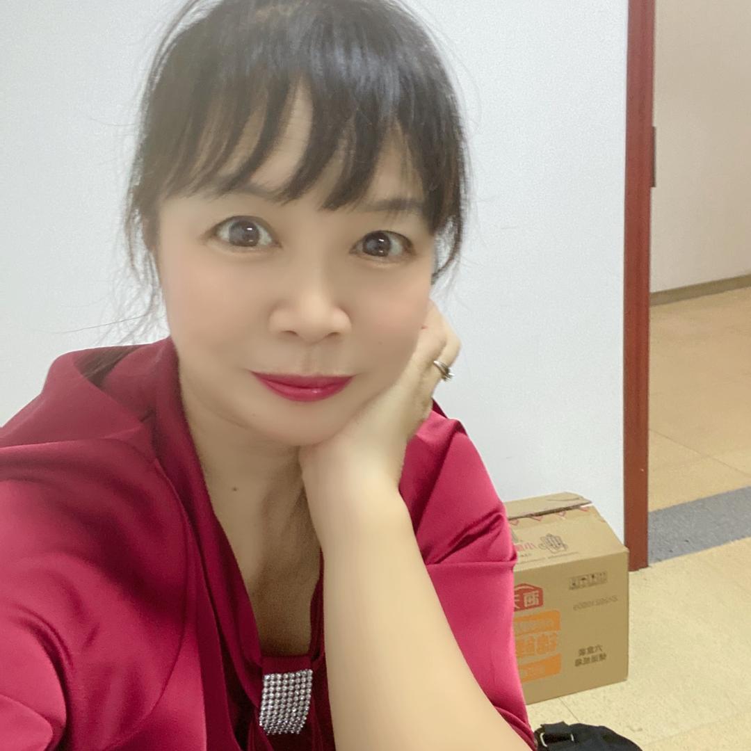 明天会更好🌹