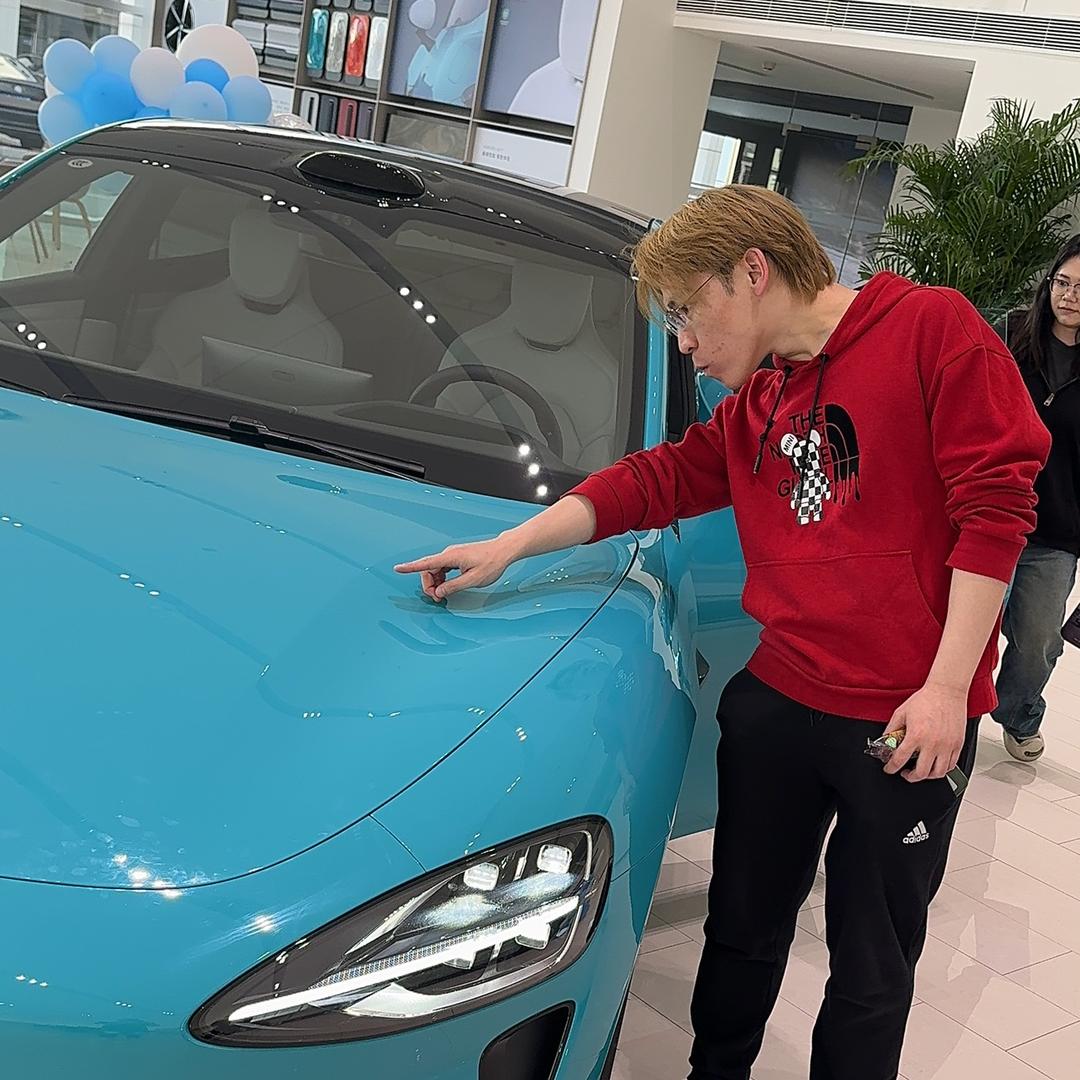 世纪威锋冯小姐