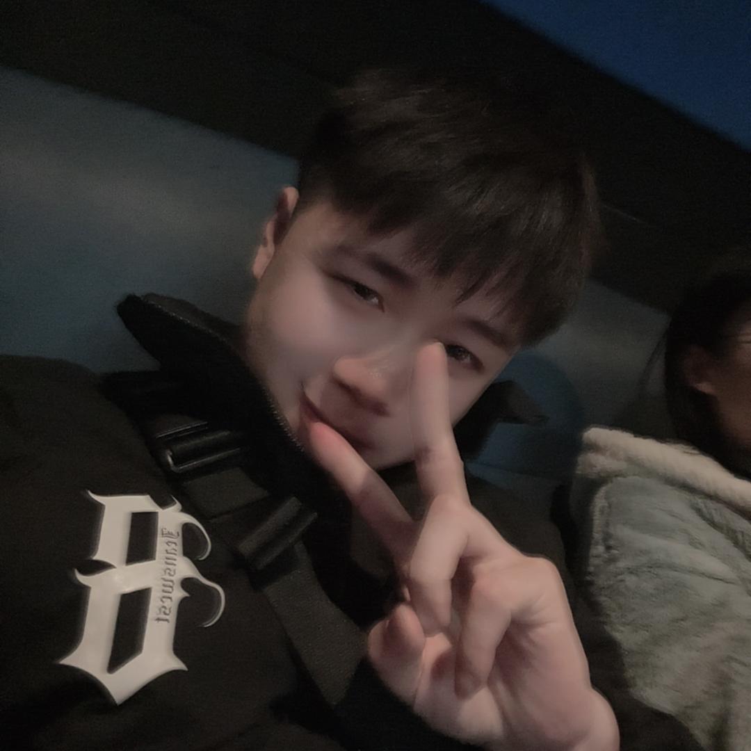 我的一个村里朋友🌙