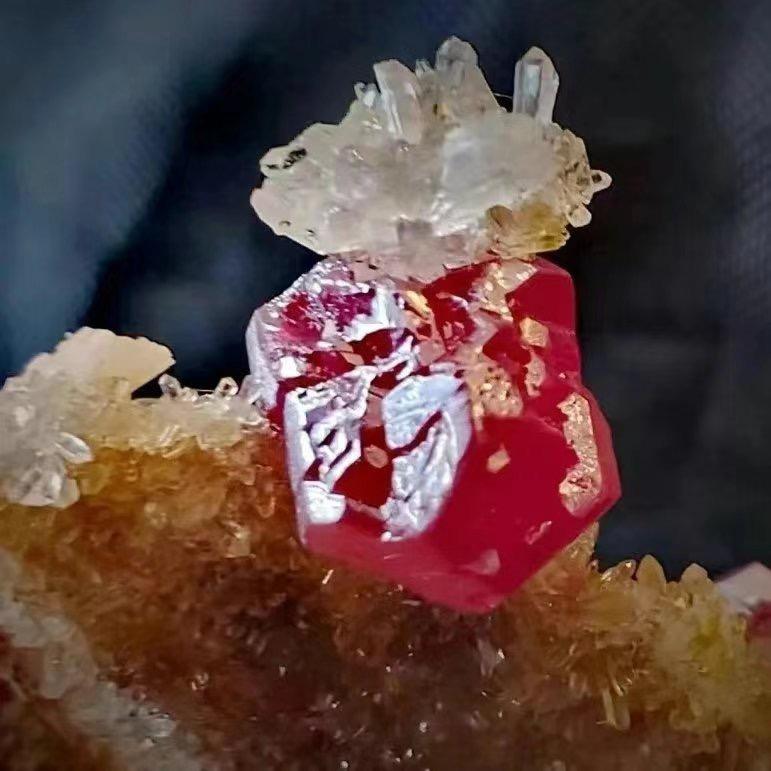 湘石朱砂