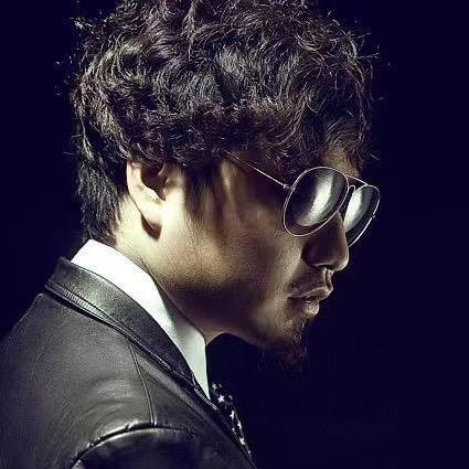 在三亚的摄影师-王辉@抖音