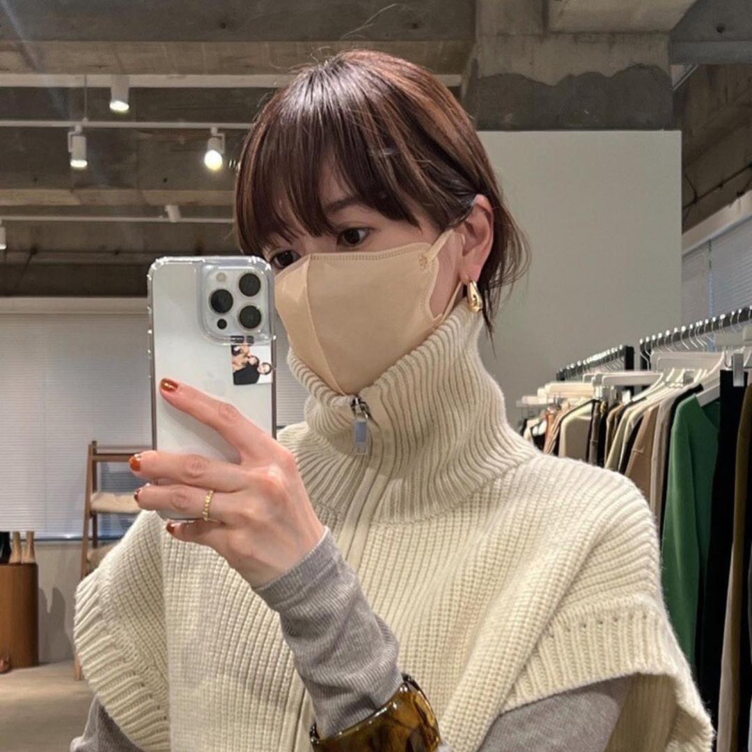柚柚羽绒服