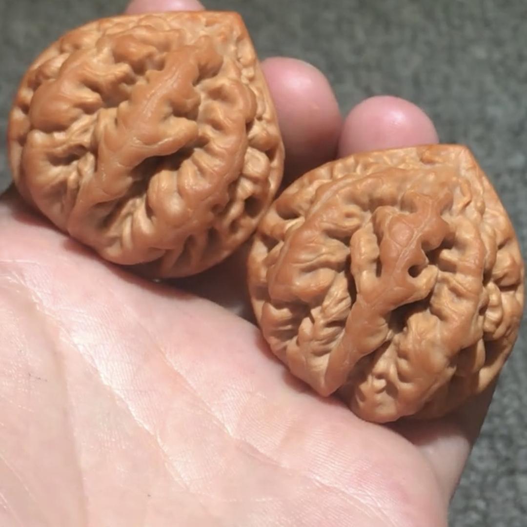 鸿德核桃手捻