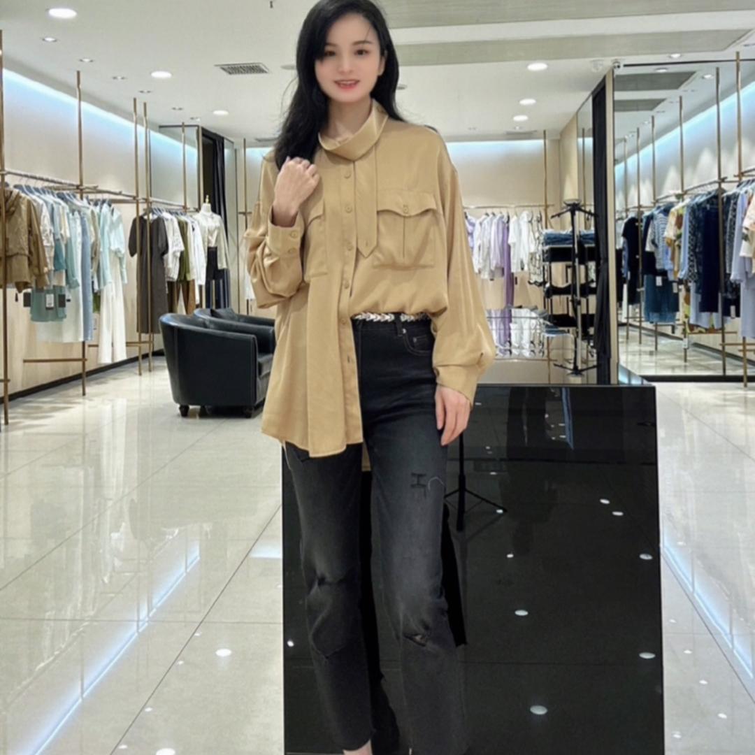 劲霸男装（株洲建南店小桔子）