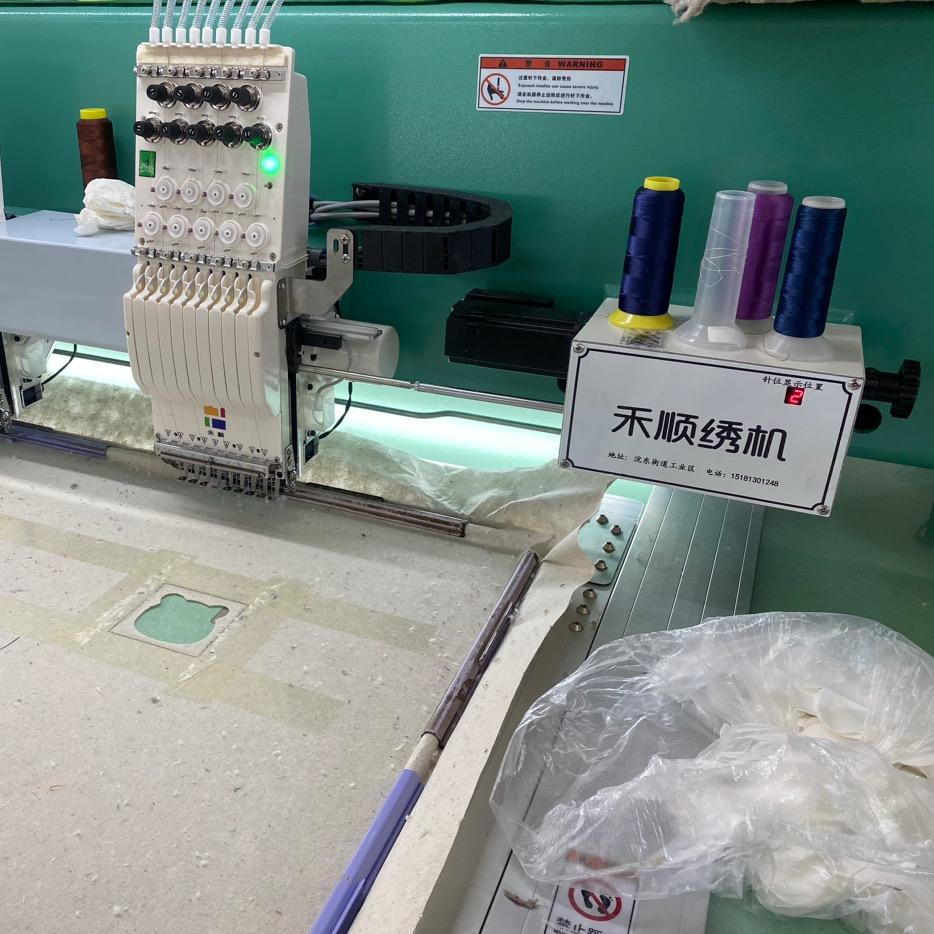 禾顺智能高速绣花机
