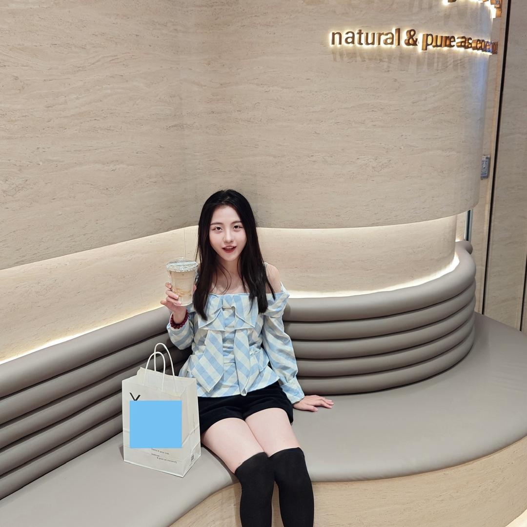 Aelitaaaaaa🦮ᐕ)⁾⁾