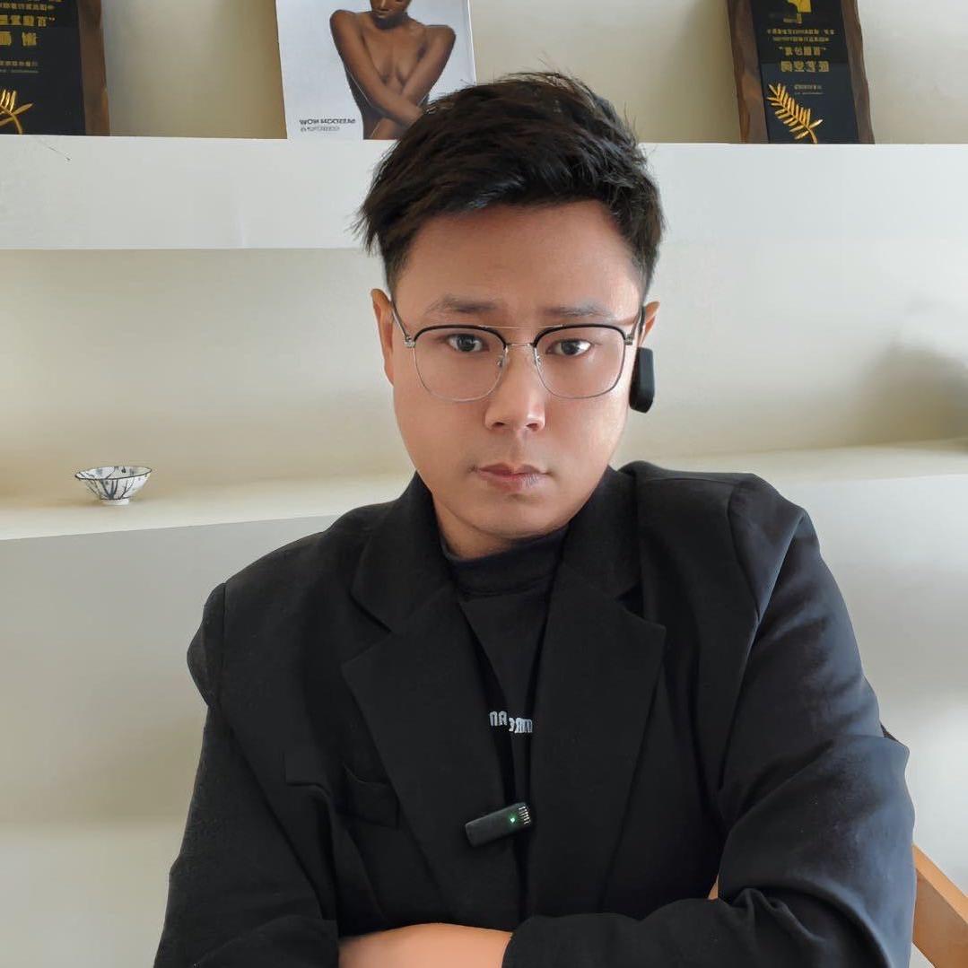 安庆曹店长发型设计