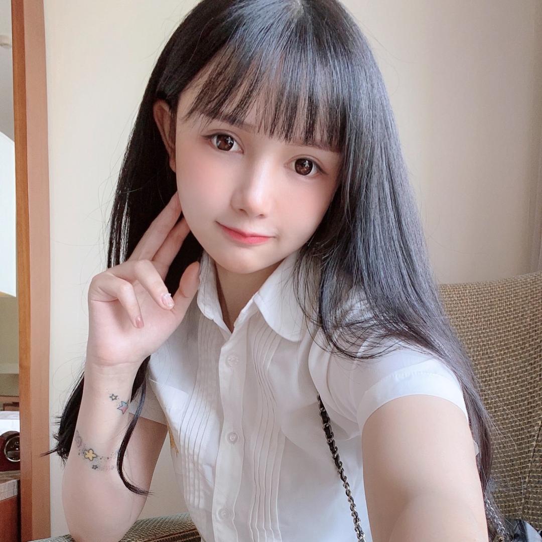 萌萌哒瑶🍓