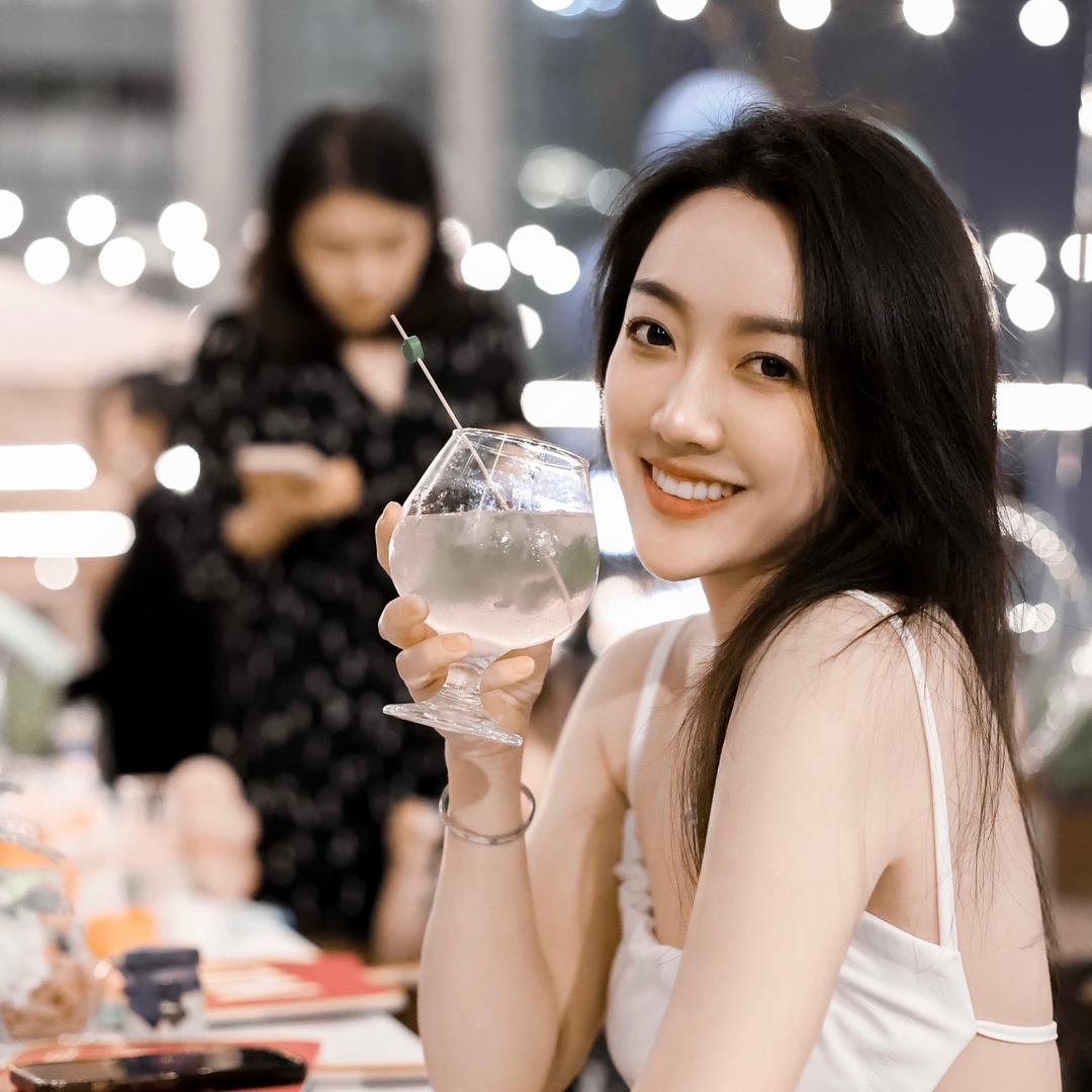 果果要睡十小时