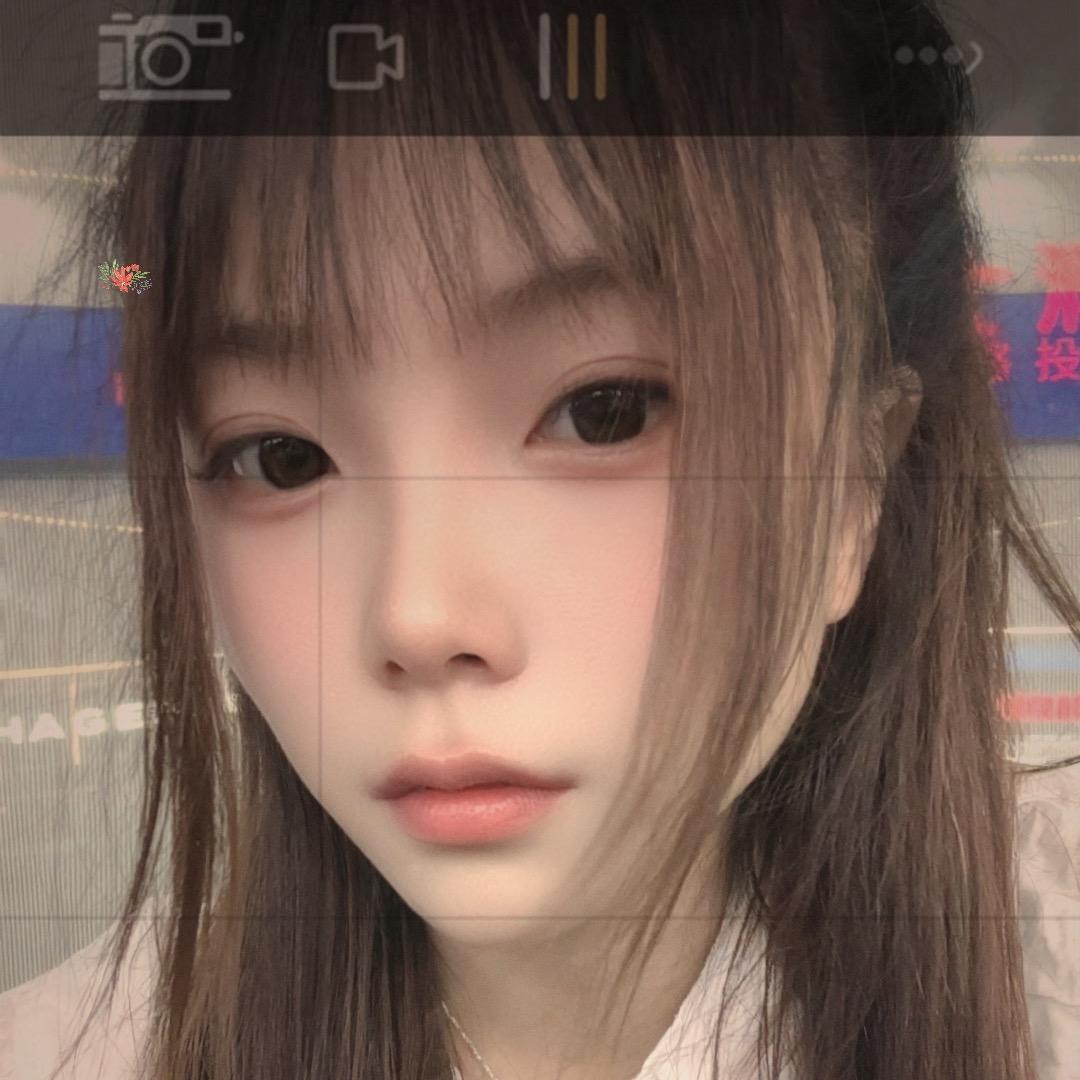 小এ丫头এꫛ꧔ꦿ