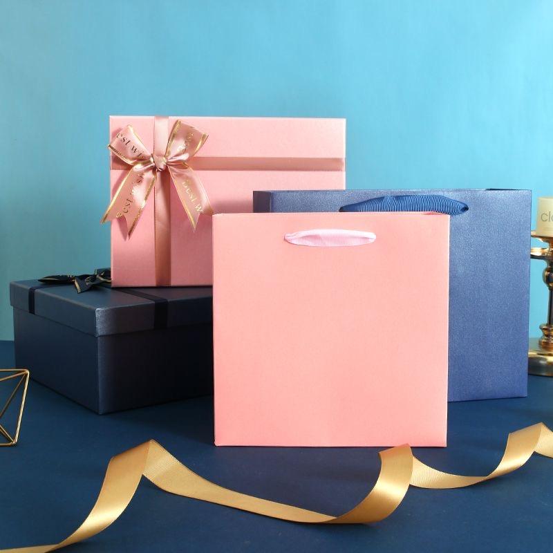 哗啦啦的小跟班