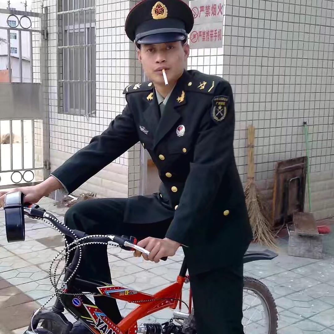 月浦钢结构门窗伟明