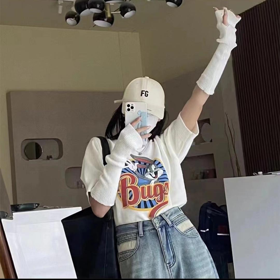 小街布衣娜娜