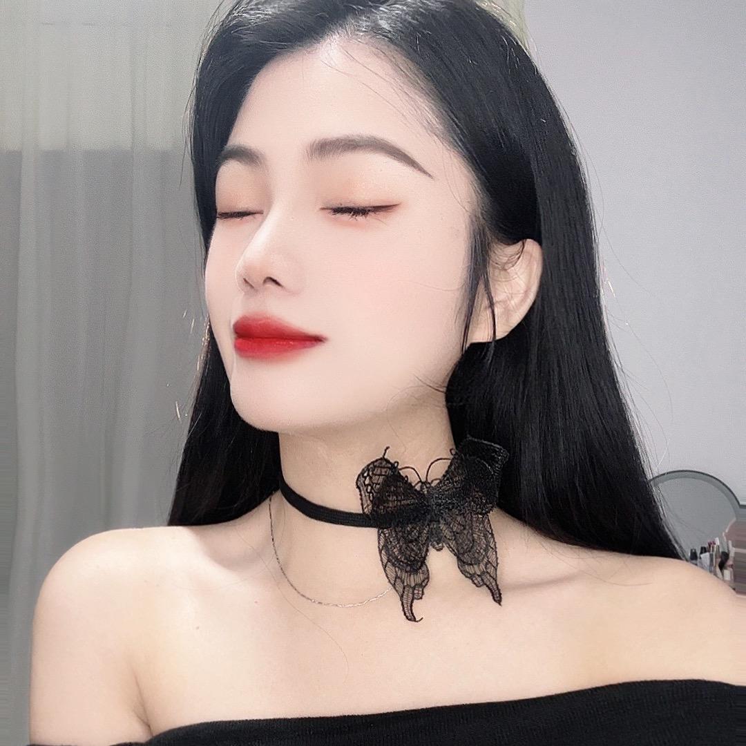 珊珊:)