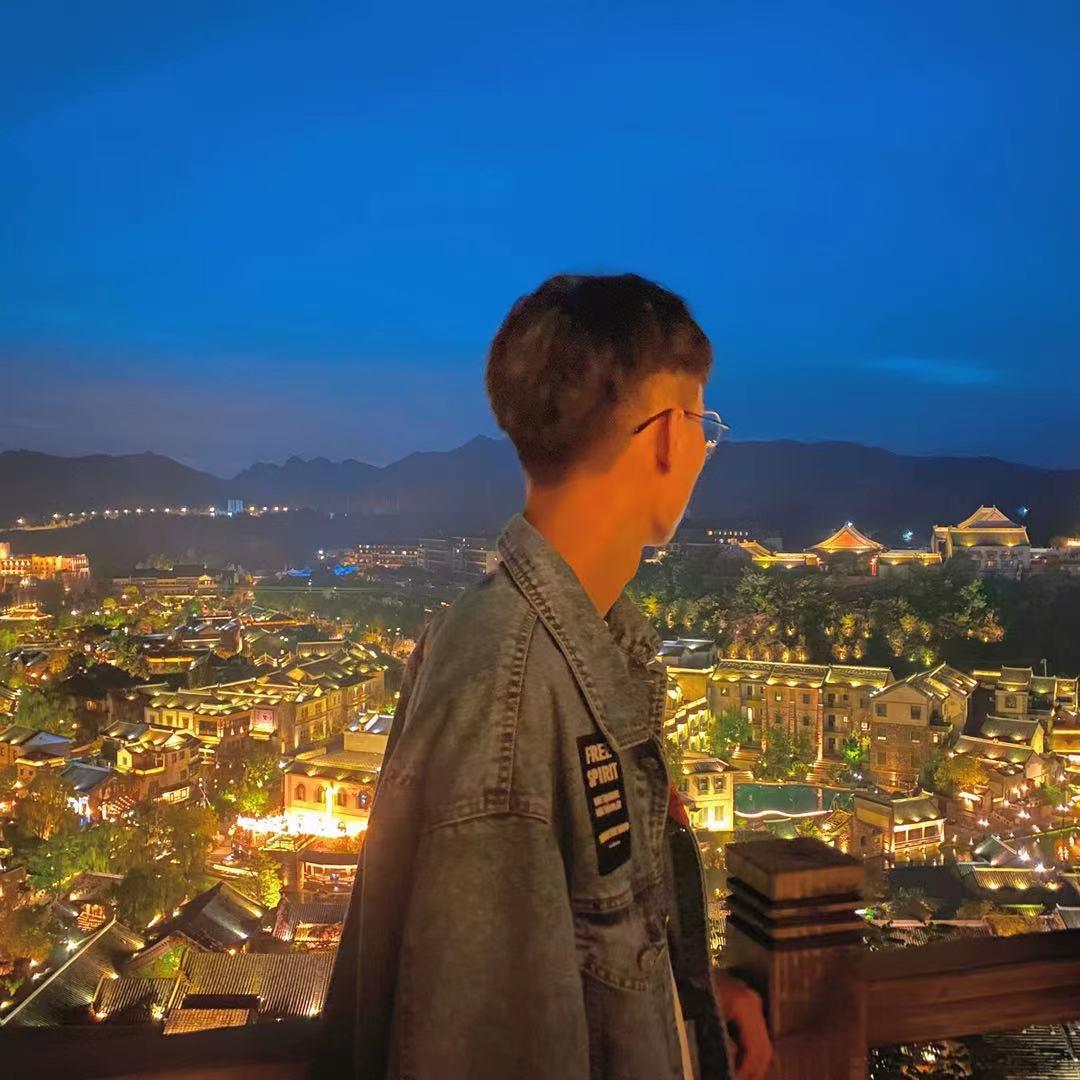 没名气的小王.