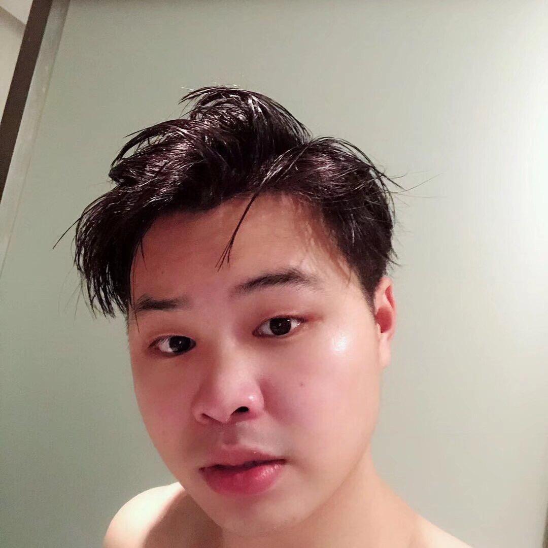 鲨鱼也游泳