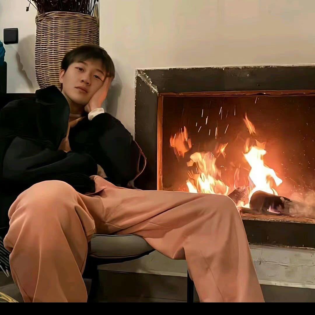 李与🏸️