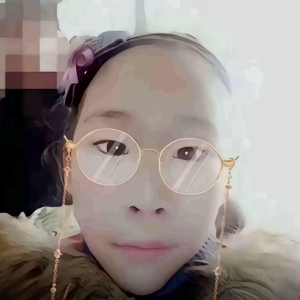 他眉眼似刀