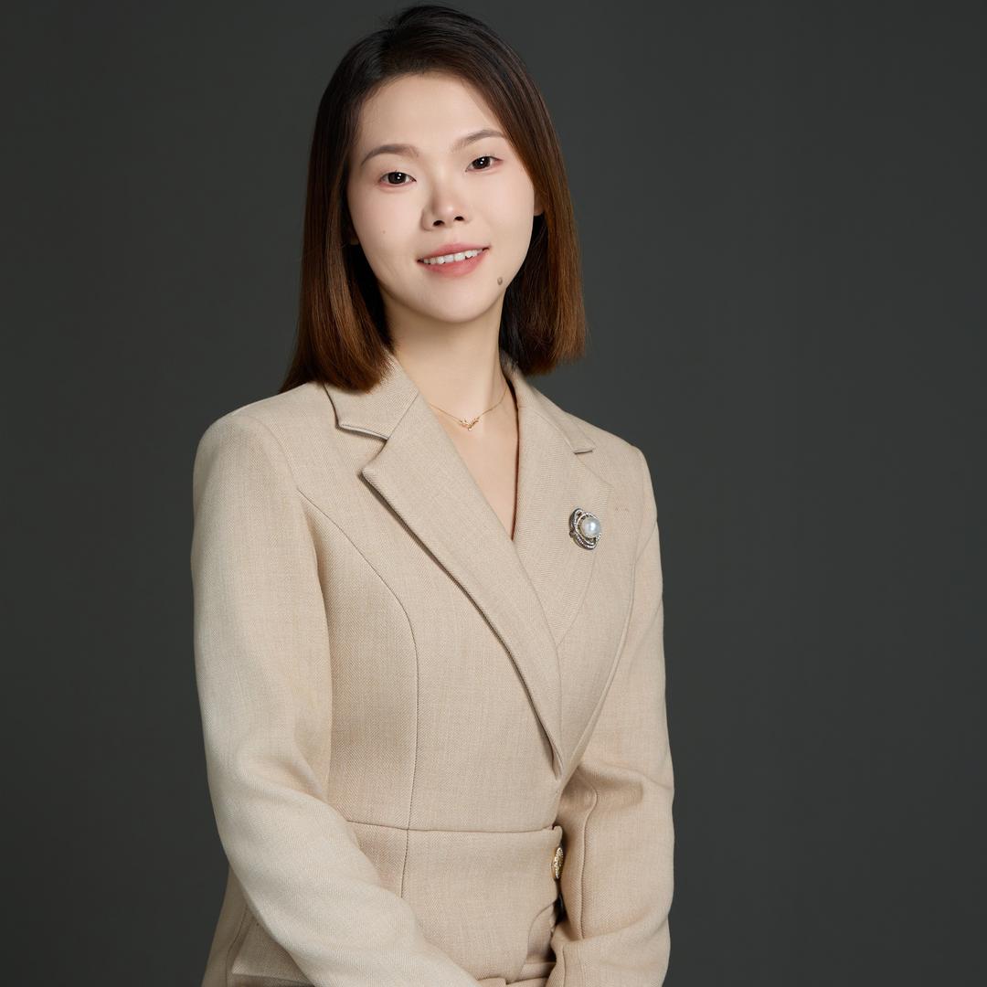 宜宾教培何老师