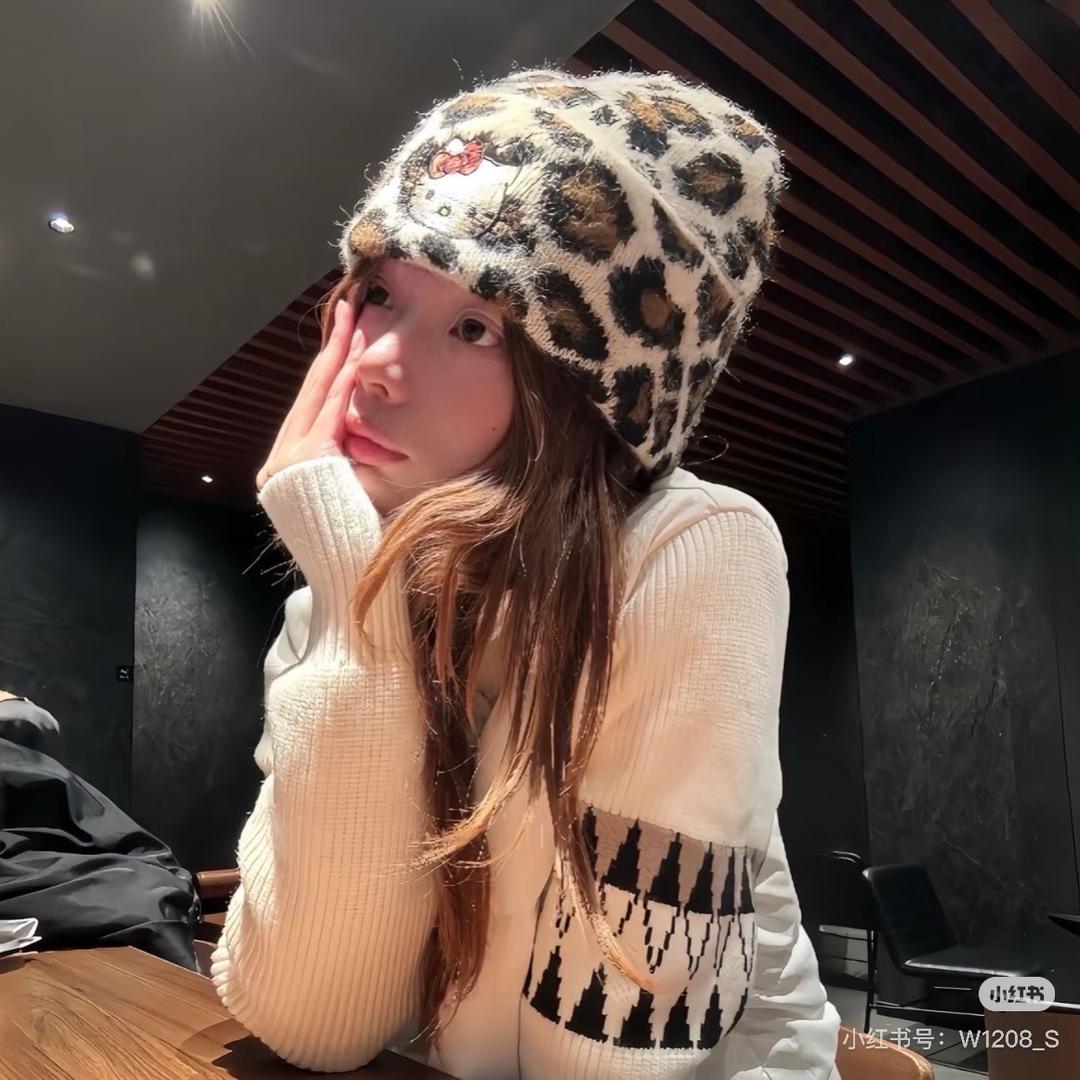 ʕ•̫͡•ʕ*̫͡*ʕ•͓͡•ʔ-̫͡-