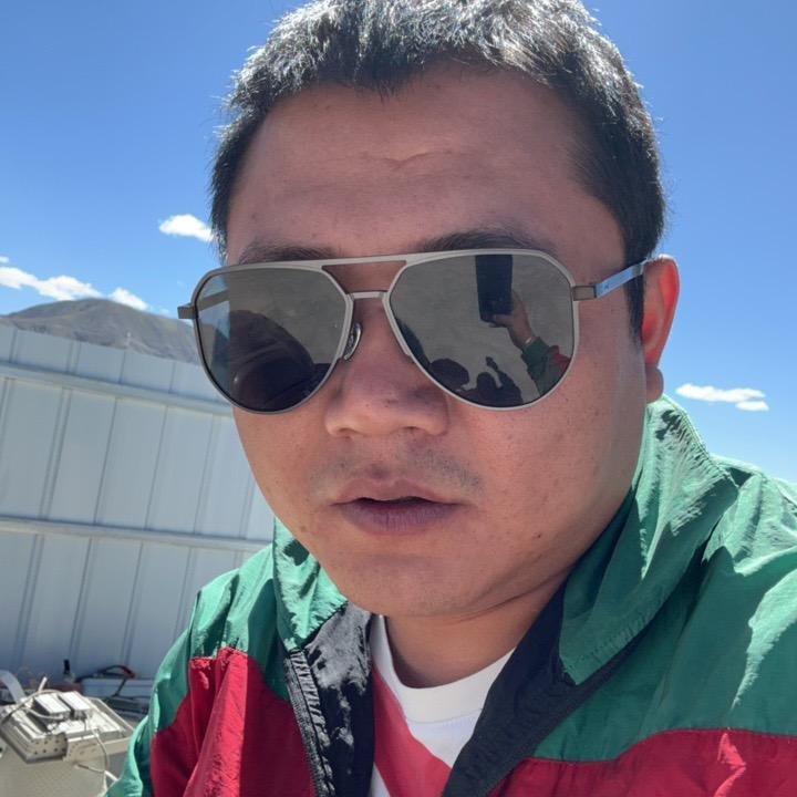 春风拂槛露华浓