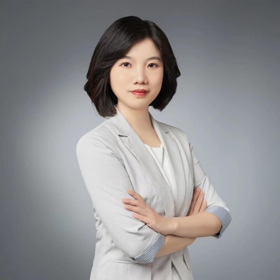 爱笑的廖律