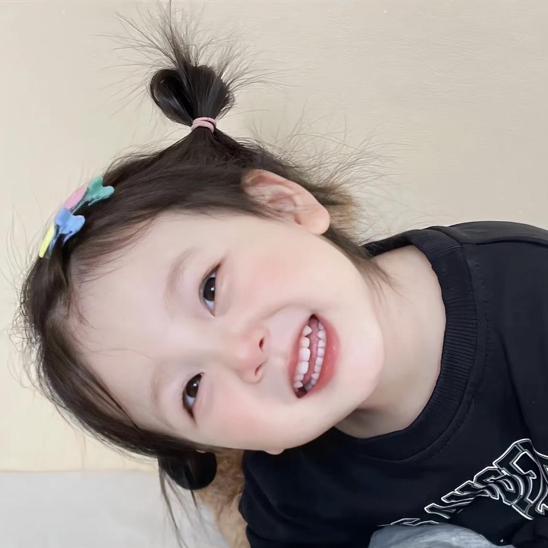 柒小淇童装工厂店