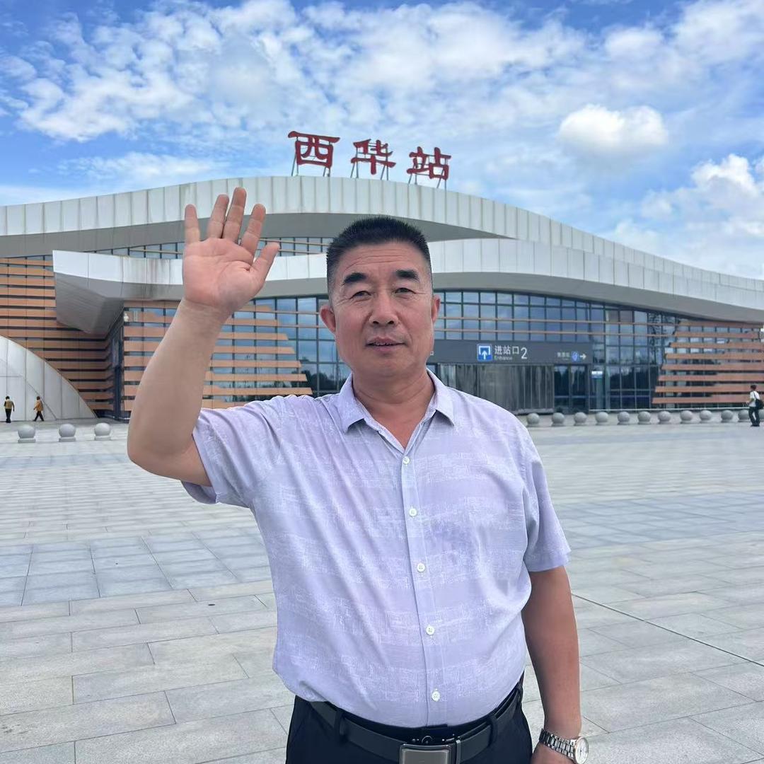 李群安在周口
