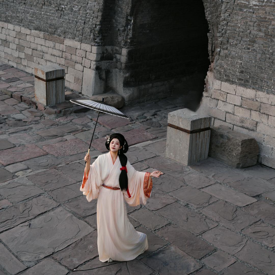 @原来是董姑娘啊.