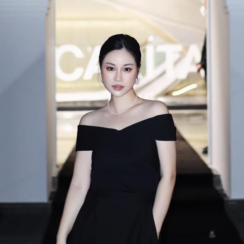是肥肥安吖