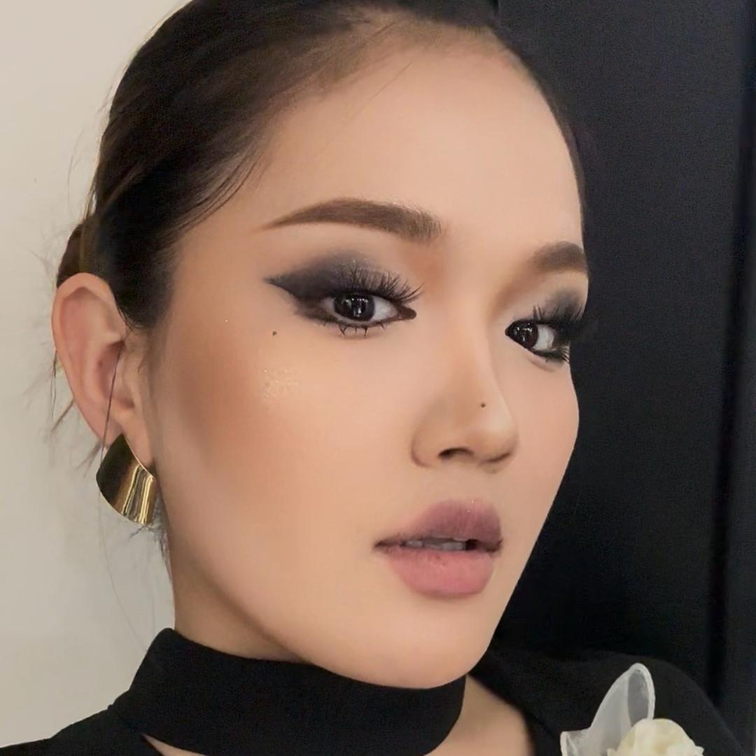 ДMI美妆